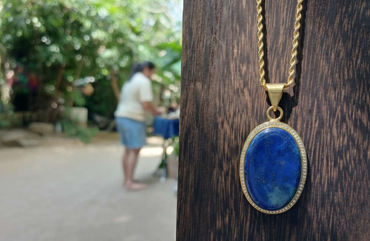 LapisLazuli: Speak in Royal Frequencies